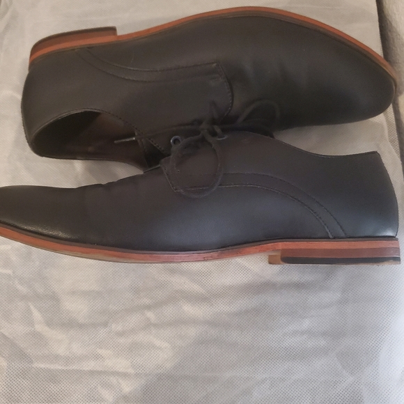 Apt 9 mens black dress shoes simple and stylish size 9.5 - Picture 6 of 7